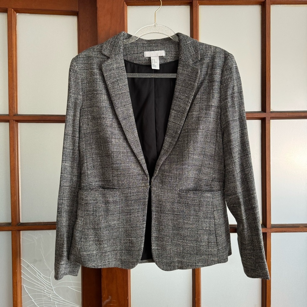 H&M BRAND NEW BLAZER, never worn, gray, office corporate, everyday, pock…